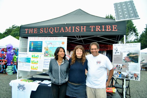 Paul Williams and his interns stand at the Suquamish Tribe booth about ocean acidification.
